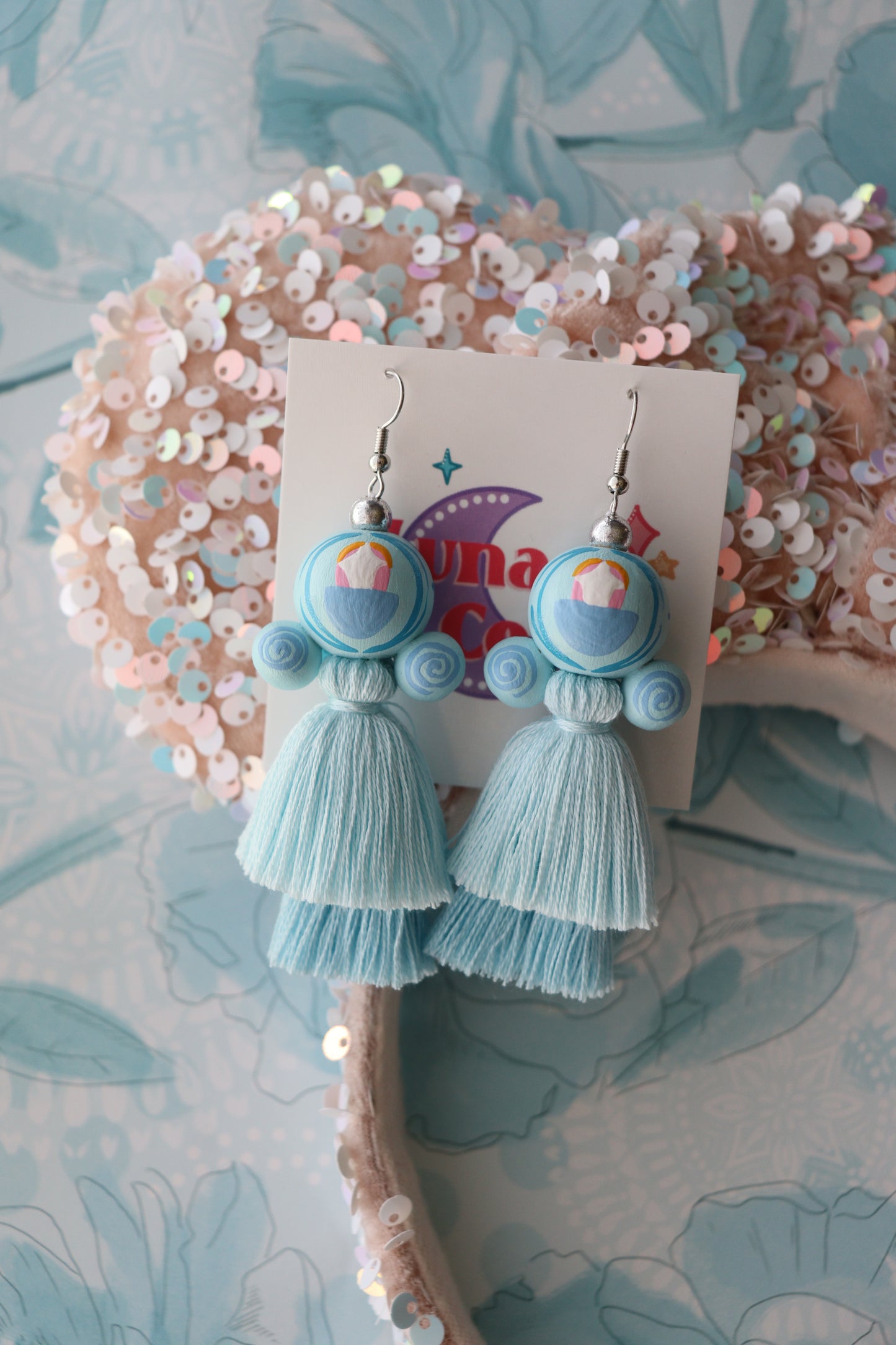 Cindy Carriage 2 Tier Ombre Tassels