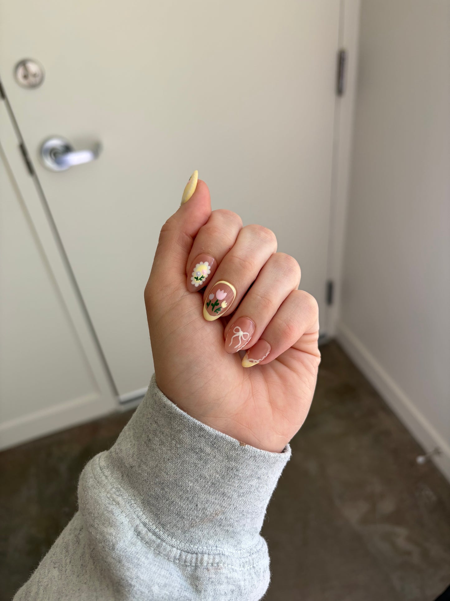 Petals & Bows Press on nails