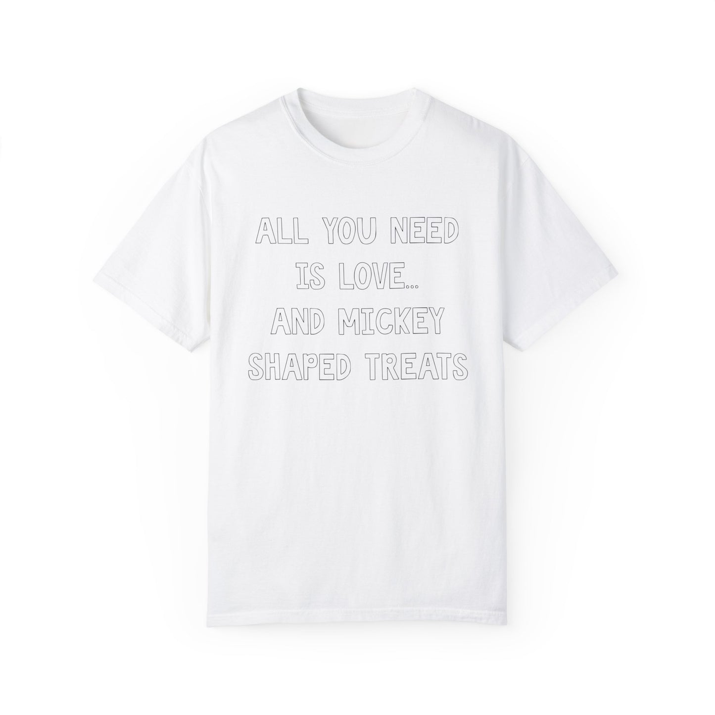 Adult All you need is love Tee